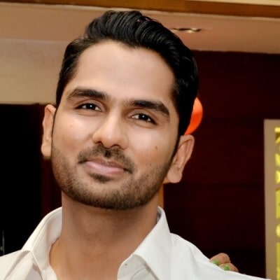 Saurav : Mechanical engineering graduate from NIT PATNA, currently pursuing  masters from IIT DELHI